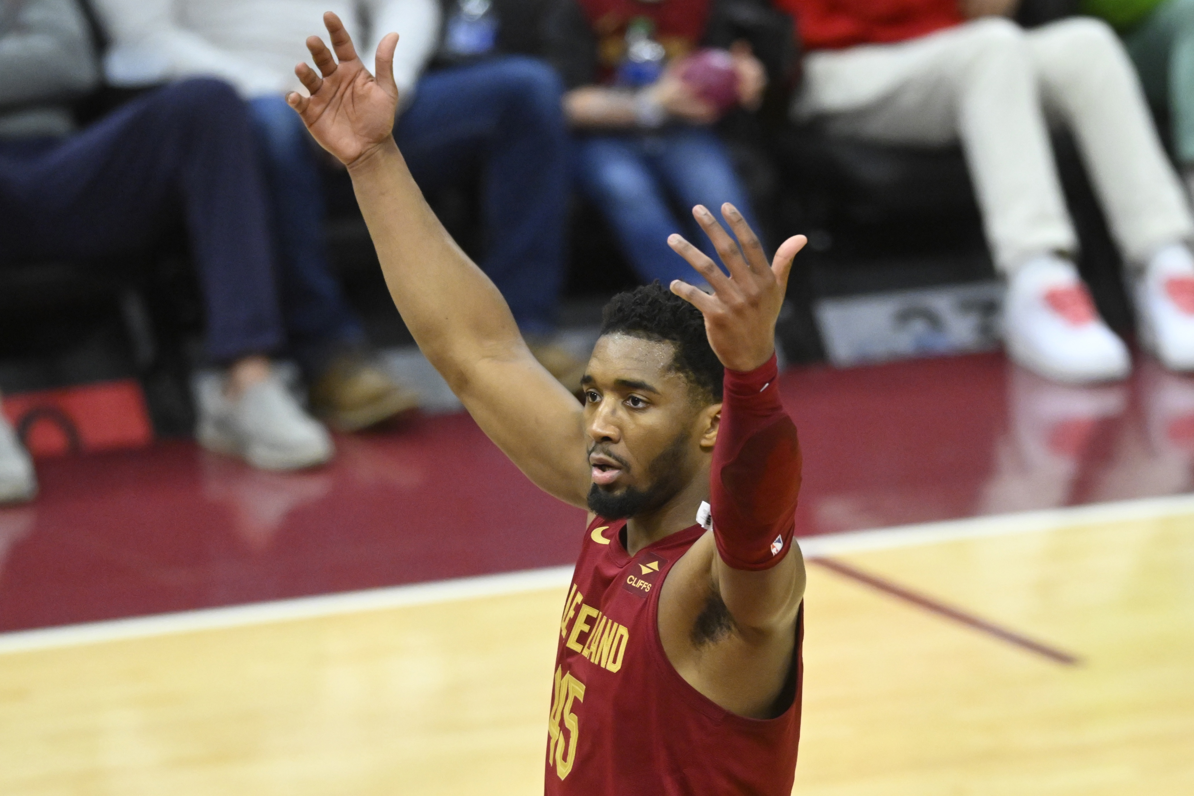 【好友评选】新赛季NBA前20名球星第15名！