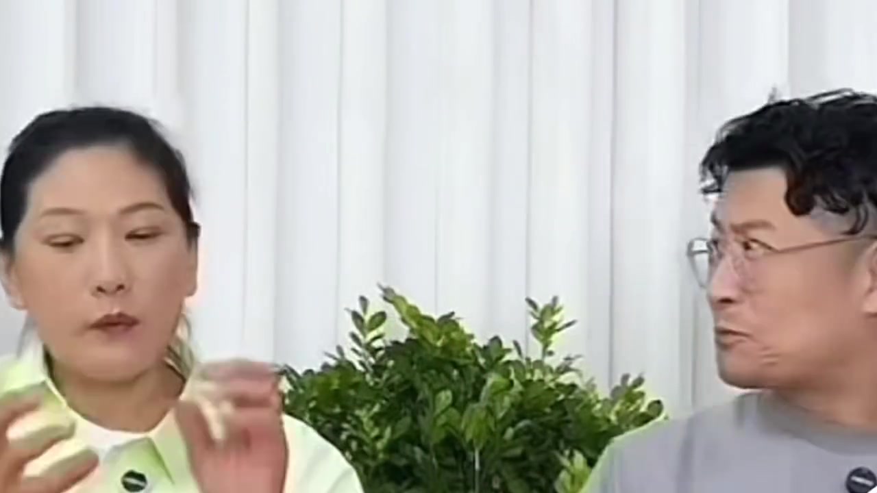 当时谁在追逐锣野？李Xin：我们互相感谢 我们绝对不会在脸上互相拍打